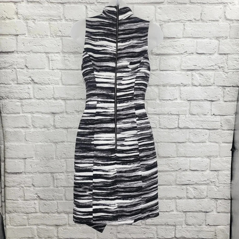 KEEPSAKE Women's Size XS Painted Stripe Subtract Dress NEW - Picture 9 of 14